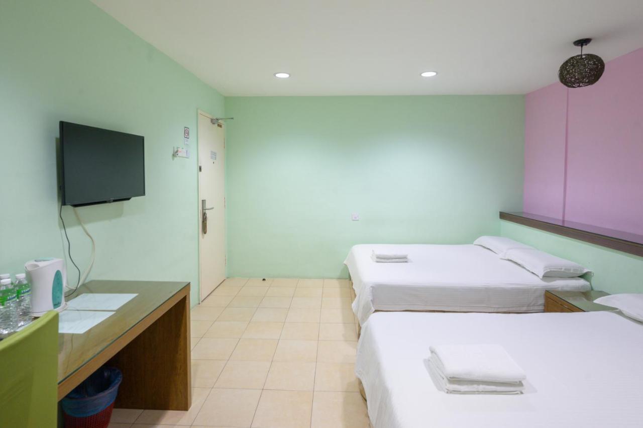 Uptown Hotel Каджанг Екстериор снимка
