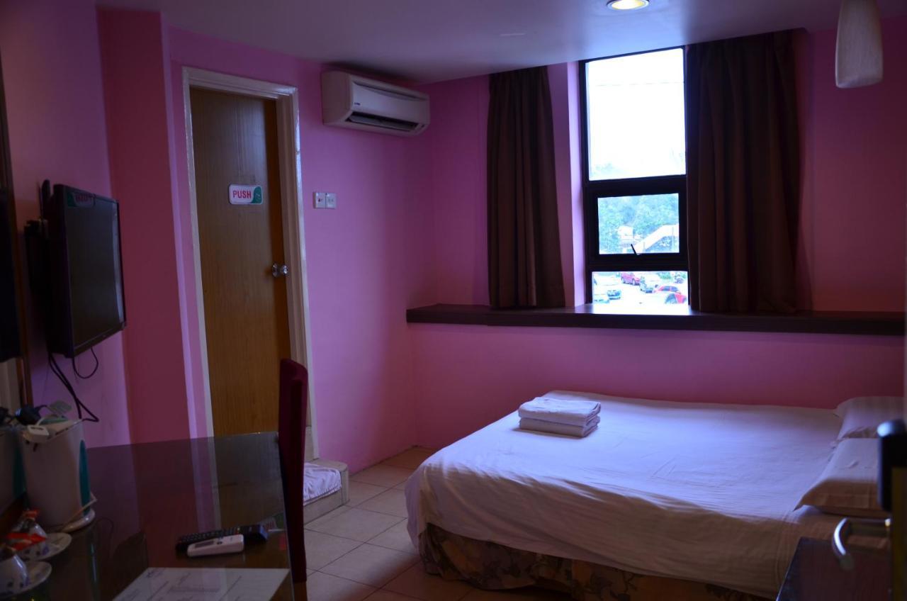 Uptown Hotel Каджанг Екстериор снимка
